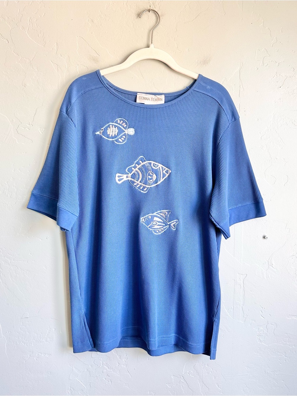 Vintage 90’s Donna Toran Blue Fish Embroidered Waffle Knit Top Large Beach Coast